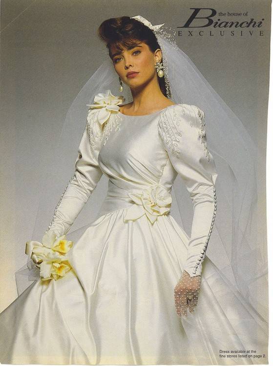 Lace was still popular, and elaborate ball gowns were still the