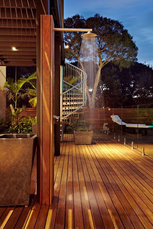 best outdoor shower