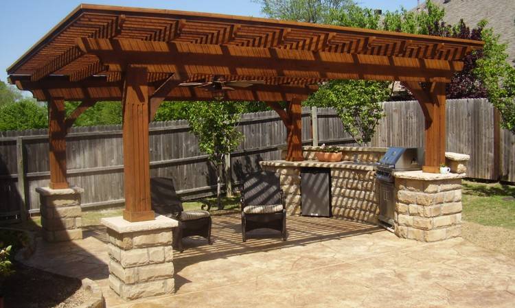 Here at Decks & Outdoor Living Spaces, we know our customers want that  extra outdoor living space to be stylish, beautiful and functional