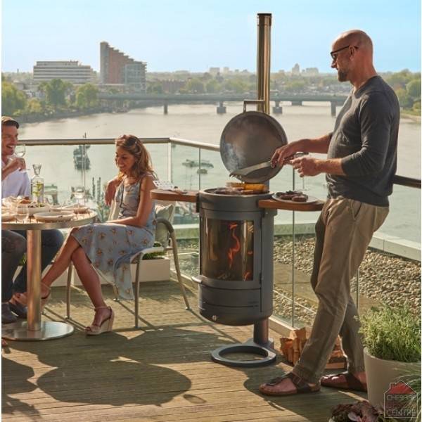 Barbecues and patio heaters