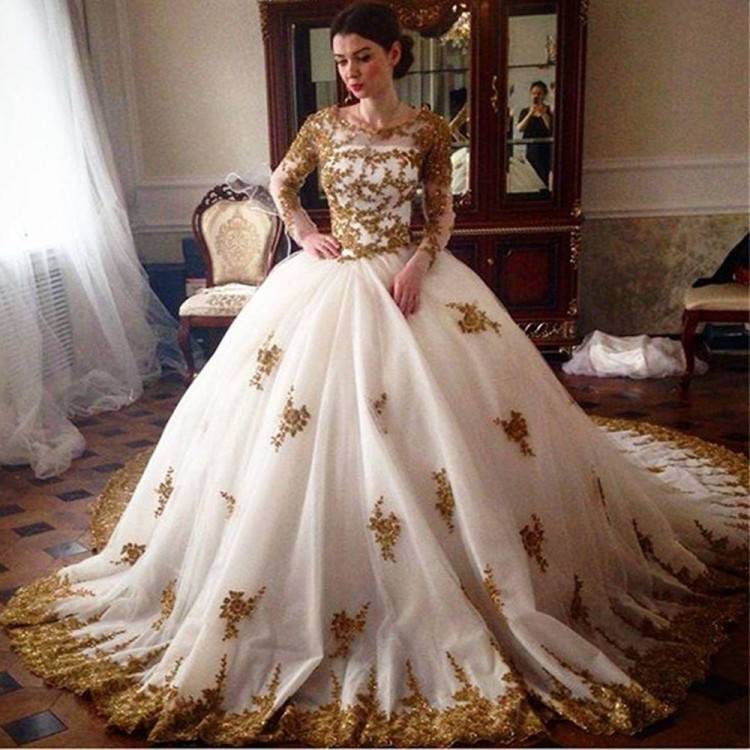 Discount Vintage Full Lace Wedding Dresses Long Sleeves African Bridal Gowns  V Neck Button Back Gold Champagne Wedding Gowns Wedding Dress Styles  Backless