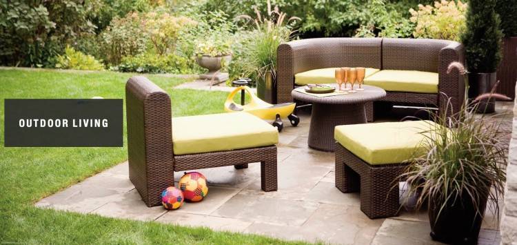 Outdoor living seems to be something we all aspire to, many of us love to be outdoors, as well as to entertain guest outdoors, and, as South Africans,