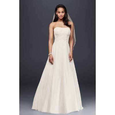 Sometimes, petite women have to work harder to find exceptional evening  dresses and wedding gowns that are designed for their smaller proportions