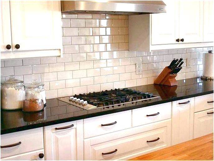 I have always loved the look of a sleek, minimalist kitchen