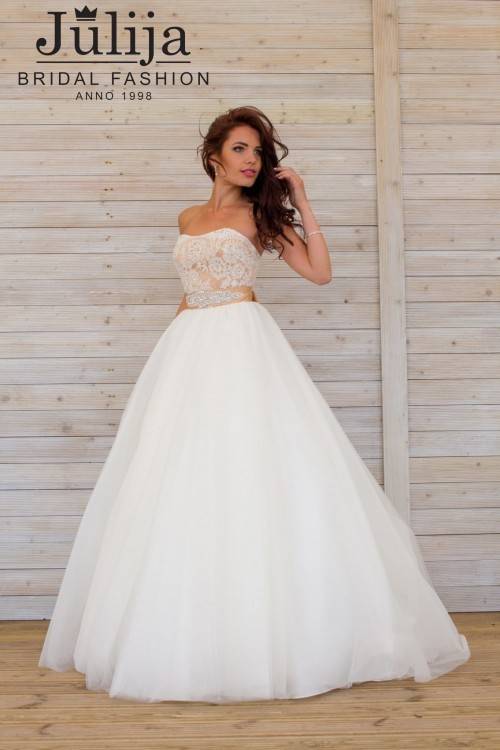 Wedding Dresses STUDIO