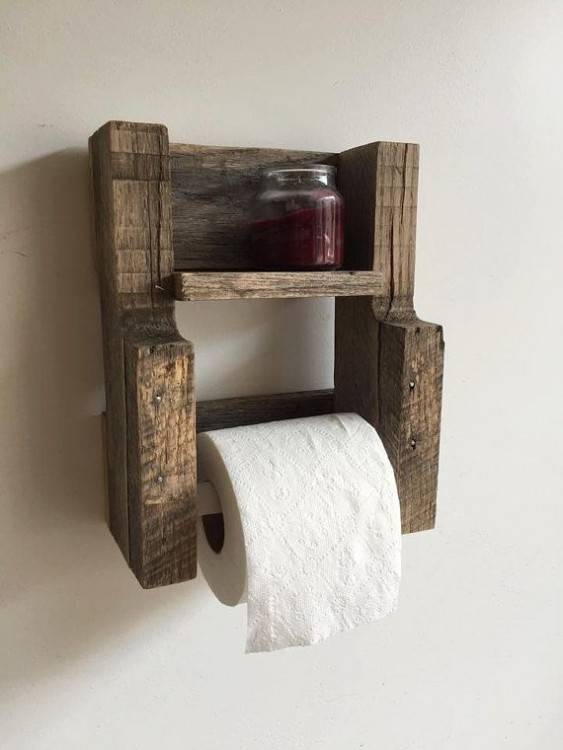 pallet bathroom