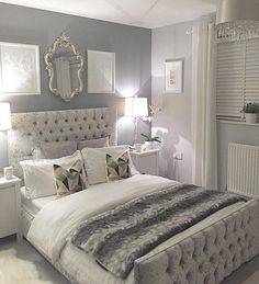 grey and white bedroom decor