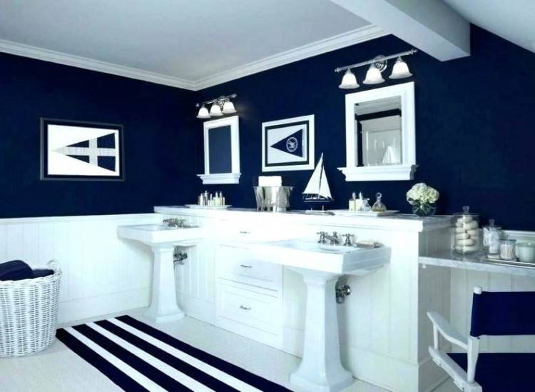 Pretty and fresh navy and white coastal inspired bathroom