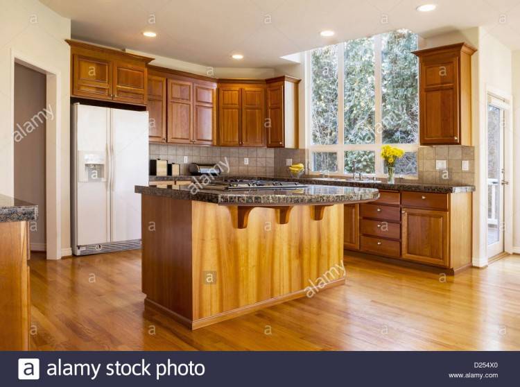 stock kitchen  cabinets