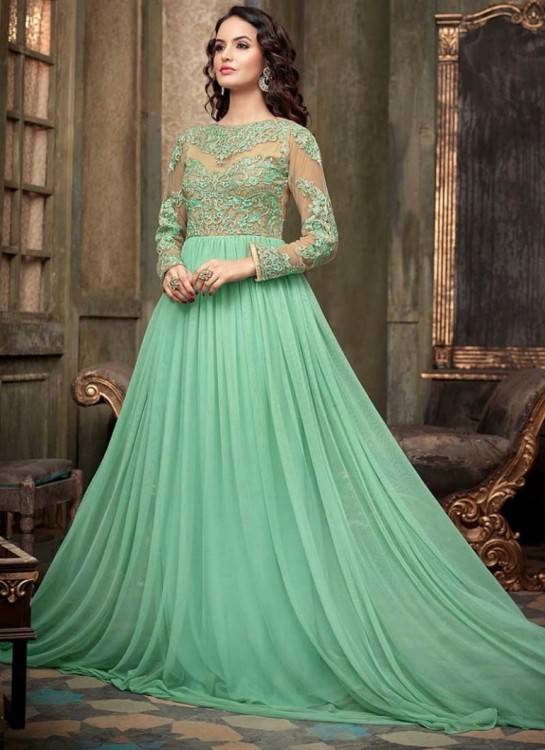 This dress is usually preferred in light cotton or the extremely popular South Asian wear known as Lawn