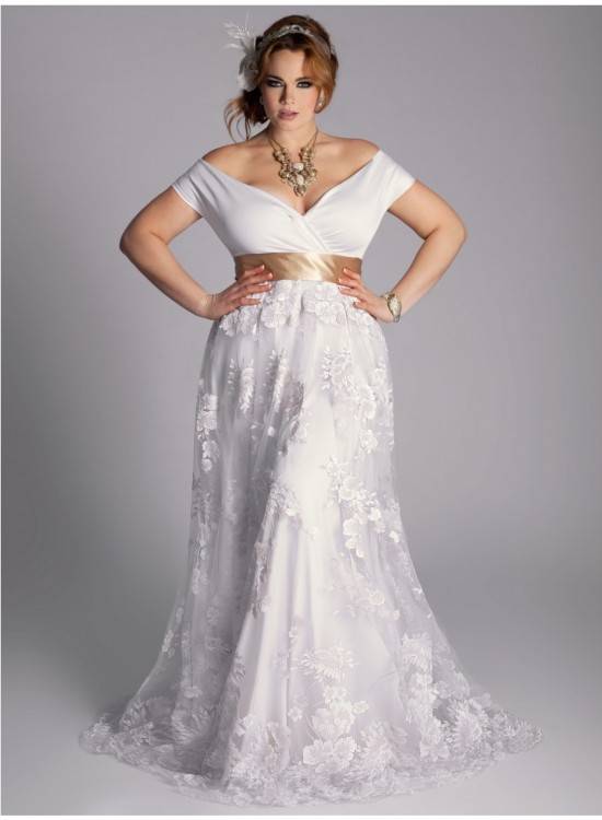 Wedding Dresses for Petite Curvy Brides