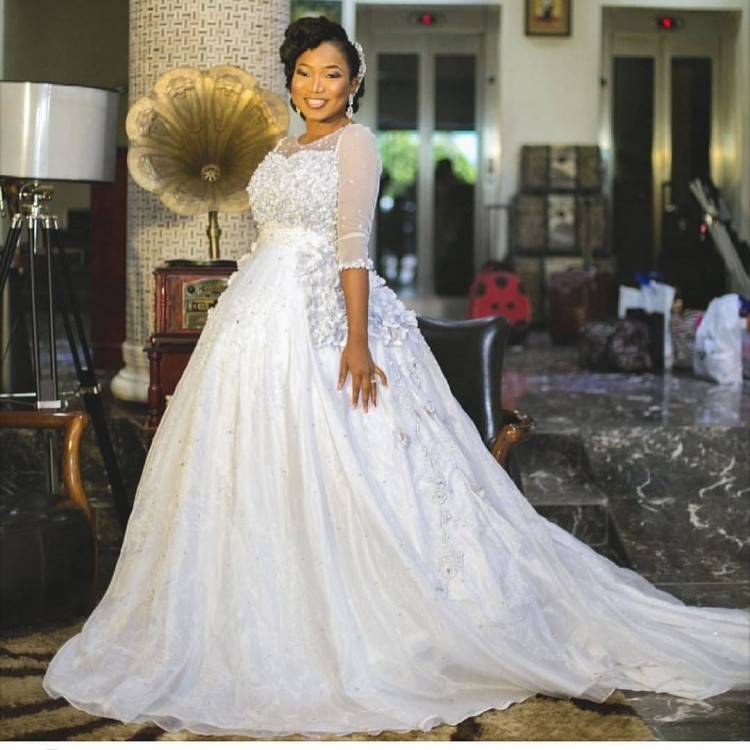 2016 Nigeria Mermaid Wedding Dresses African Traditional Bridal Gowns Pink  Jewel Neck 1/2 Long Sleeves Ivory Lace Appliques Chapel Train African  Traditional