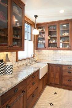 #sinks #stove #menjaminmoore White, gray, black, red and more color glass backsplash ideas with kitchen cabinets and countertops