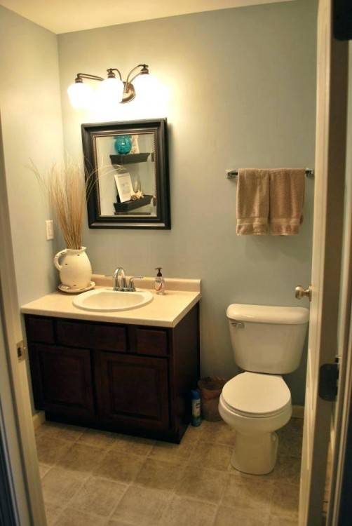 flooring ideas for small bathroom