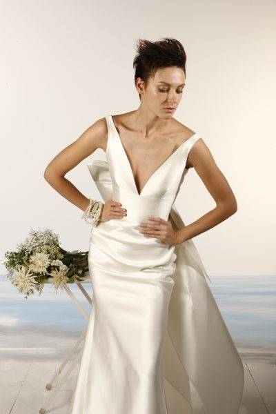 ETERNITY BRIDAL D5141 Satin Wedding Dress Beaded Neckline UK12 £99