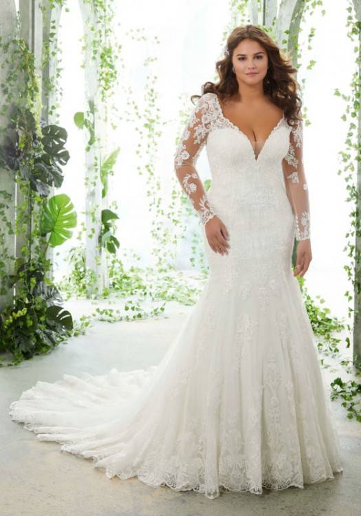 Discount New Summer 2018 Beach Boho Wedding Dresses Chiffon A Line Sexy V Neck High Side Slit Bride Gowns Bohemian Women Wedding Gowns Long Sleeve Wedding