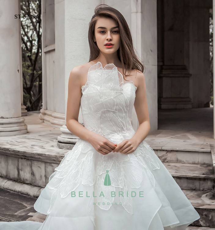 Discount Simple Elegant Chiffon Bohemian Wedding Dresses 2019 Sheer Neck  Lace Appliques Cap Sleeves Thigh High Slits Beach Bridal Gowns Wedding  Dresses For