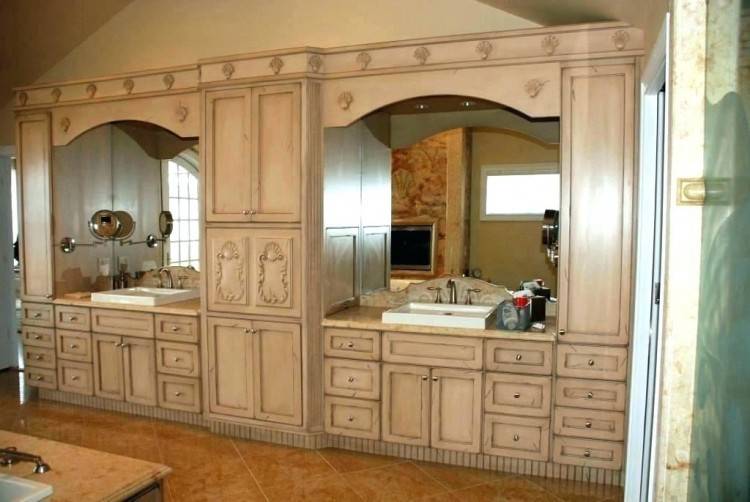 We are a premier manufacturer and distributor of wholesale kitchen cabinets servicing clients nationwide