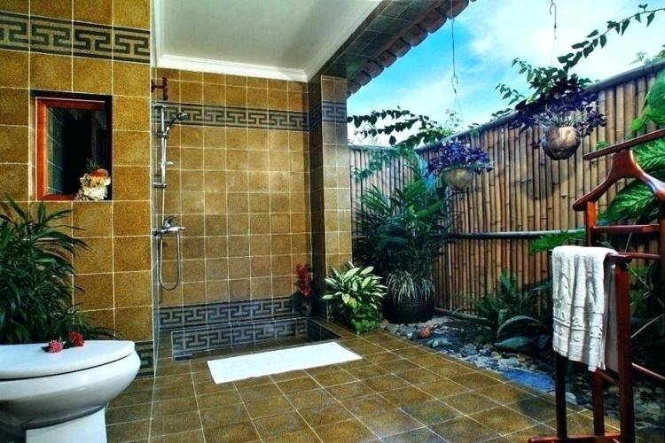 outdoor pool shower