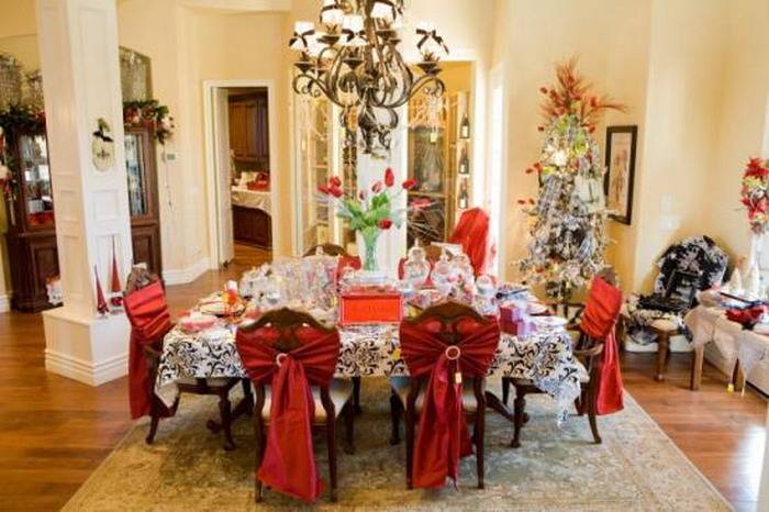 Christmas table decorating | country Christmas decorating ideas | Christmas