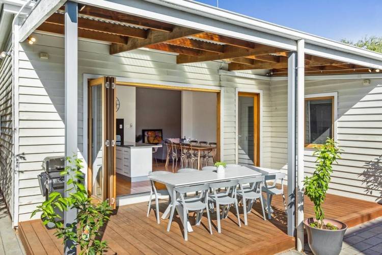 Make the most of outdoor living with a few tips and tricks