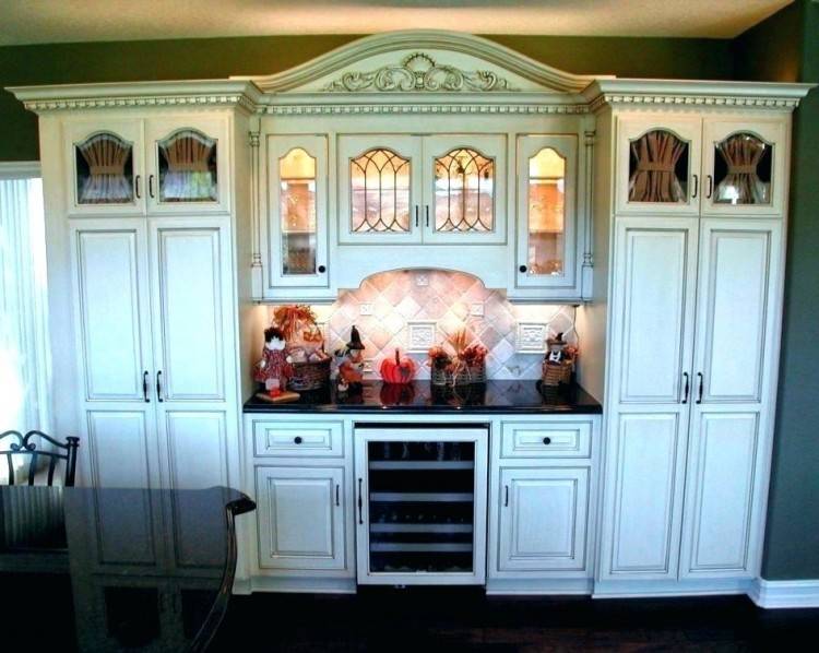 kitchen cabinet