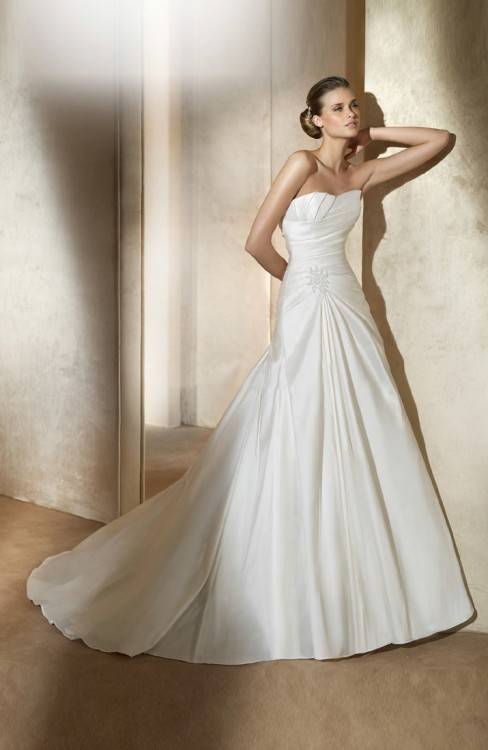 wedding dresses for big busts