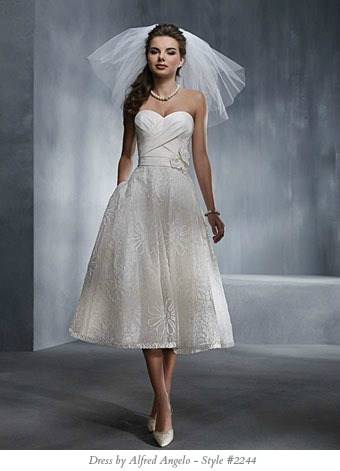 Lace Plus Size Short Oleg Cassini Cap Sleeve Tea Length Wedding Dress Style