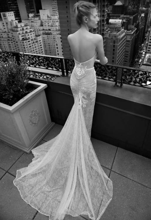 948 Lace Wedding Gown with High Neckline by Martina Liana