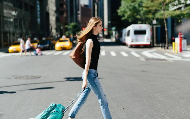 For longer distances a wheeled bag is the way