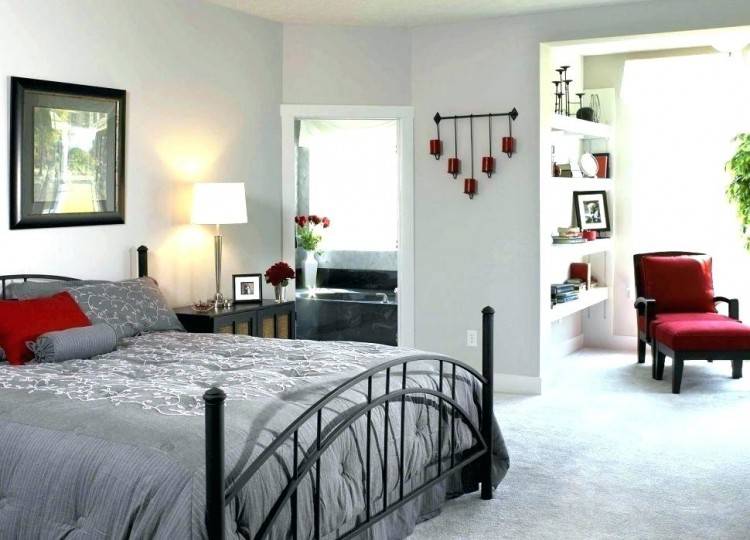 grey and white bedroom decor