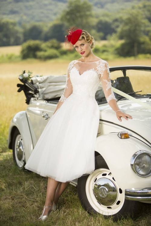 The 35 Most Beautiful Bedazzled Wedding Dresses | Vintage Style