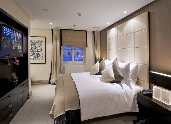 boutique hotel style bedroom ideas