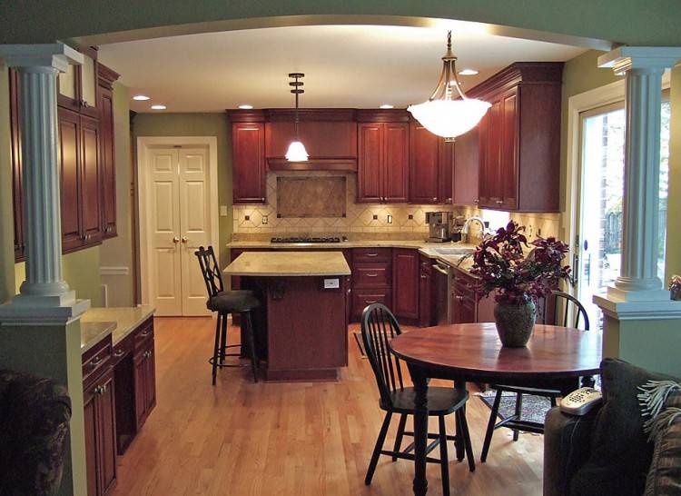 The average cost of a kitchen remodel in Aurora is approximately $10,500 to $30,000