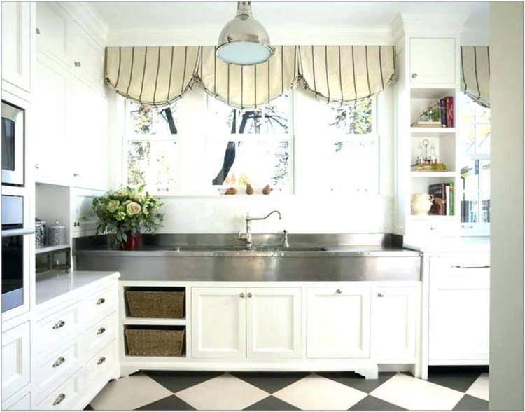 I don't love the pendant light though #whitekitchen #