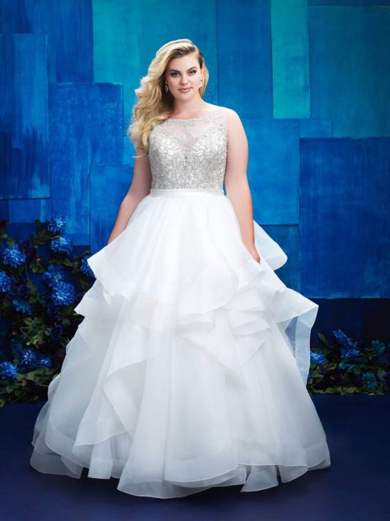 wedding gowns for short curvy brides wedding dresses in redlands Best Wedding Dresses For Short Curvy