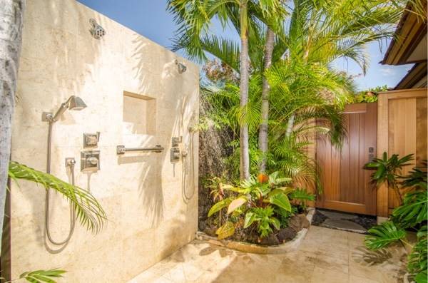 Outside Showers, Outdoor Showers, Outdoor Pool,  Outdoor Baths,