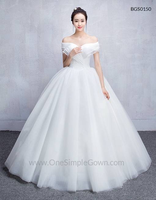 Discount Vintage Style High Low Wedding Dresses Off Shoulder Half Sleeve Flower Belt Lace Organza Short Frong Long Back Bridal Gowns Custom W686 Dresses